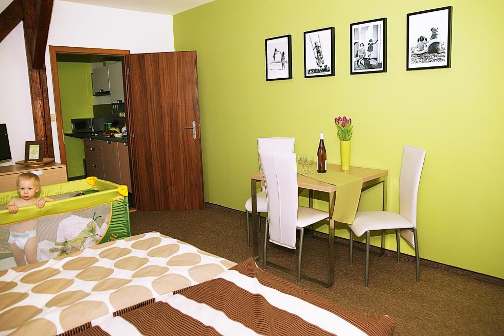Penzion A Relax Centrum Andelka Hanušovice Habitación foto